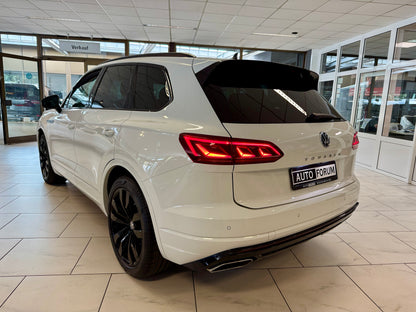 Volkswagen Touareg 3.0 TDI 4M R-LINE BLACK AHK NAVI LED STANDHEIZUNG