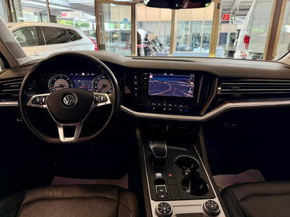 Volkswagen Touareg 3.0 TDI 4M R-LINE BLACK AHK NAVI LED STANDHEIZUNG