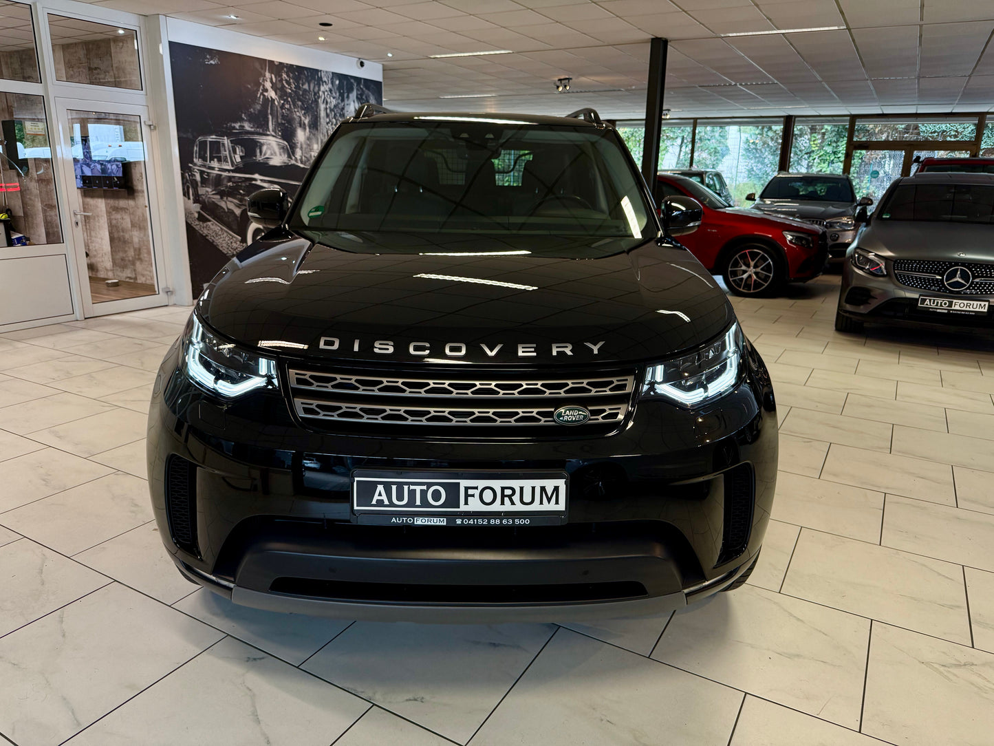 Land Rover Discovery 3.0 D LEDER AHK LED LUFT PANO CAM SHZ