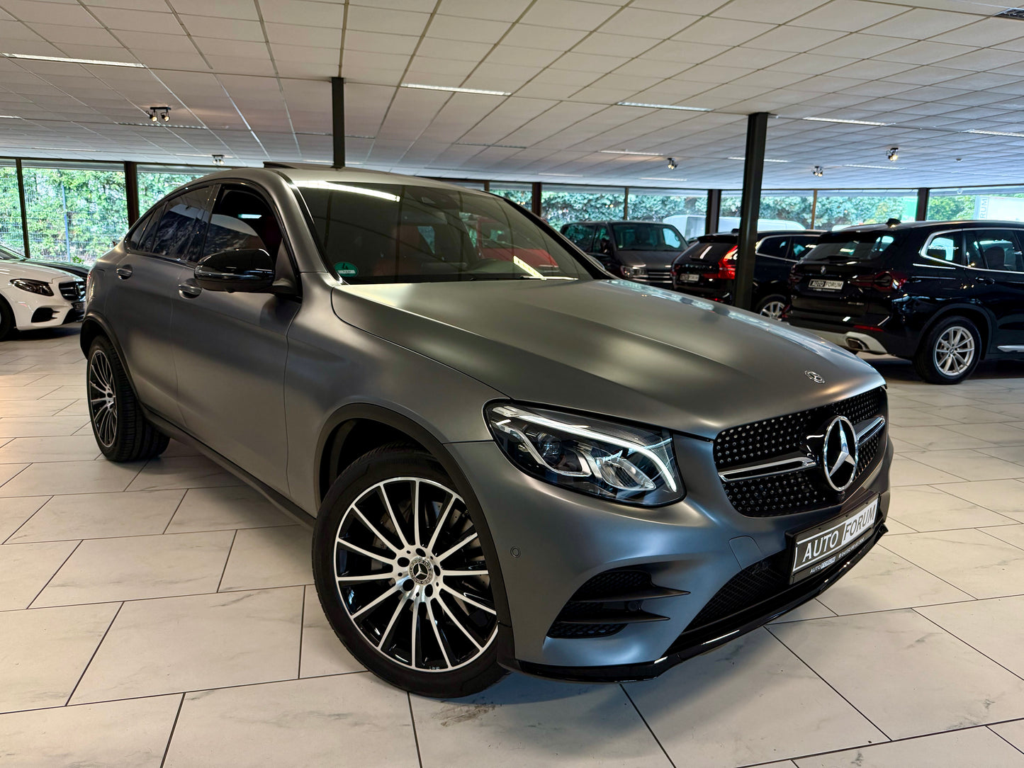 Mercedes-Benz GLC 250 4M AMG-LINE DESIGNO MAGNO AHK BURMESTER