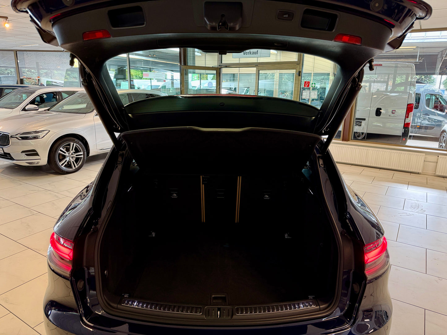 Porsche Macan S SPORTAGA LEDER PANO SHZ KAMERA PDC LED