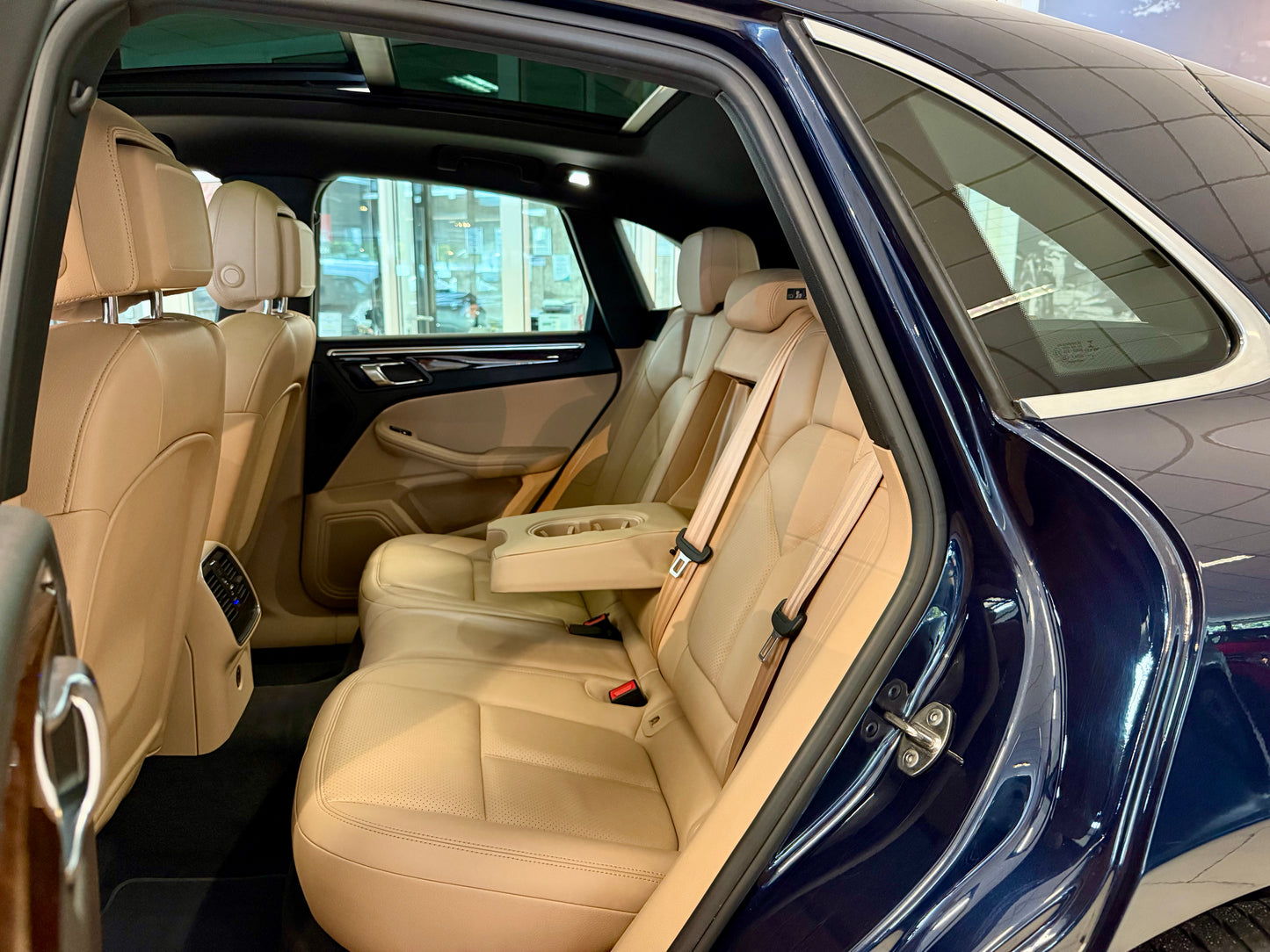 Porsche Macan S SPORTAGA LEDER PANO SHZ KAMERA PDC LED