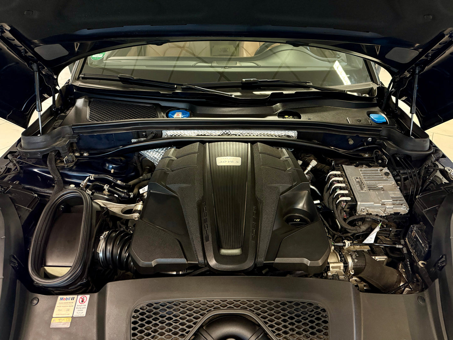 Porsche Macan S SPORTAGA LEDER PANO SHZ KAMERA PDC LED