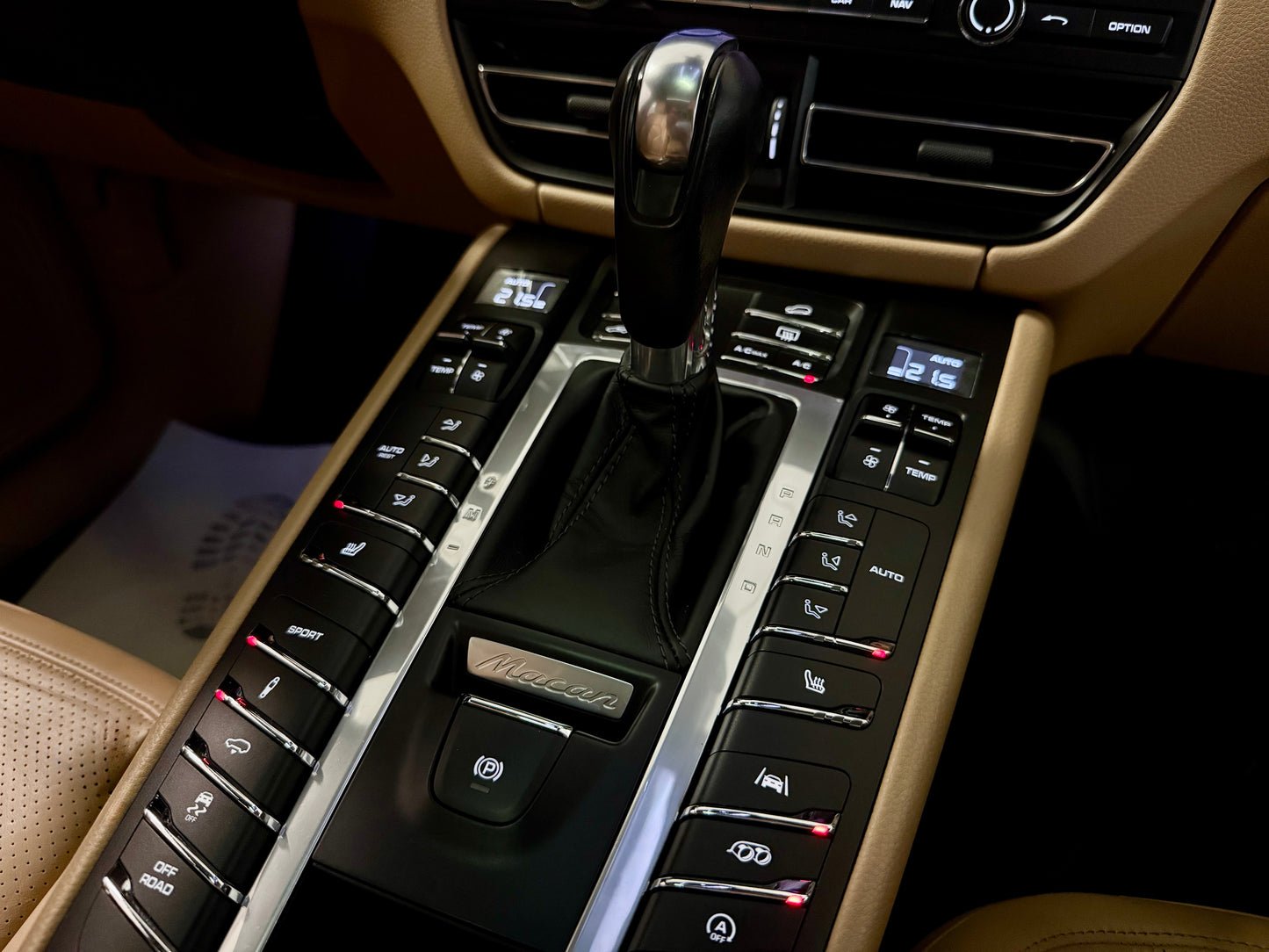 Porsche Macan S SPORTAGA LEDER PANO SHZ KAMERA PDC LED