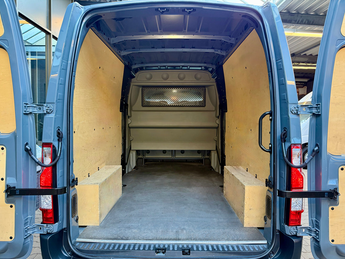 Renault Master 2.3 D L3H2 3,5t DoKa MIXTO 7STZ CAM KLIMA