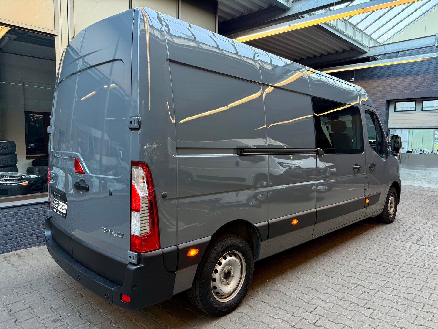 Renault Master 2.3 D L3H2 3,5t DoKa MIXTO 7STZ CAM KLIMA