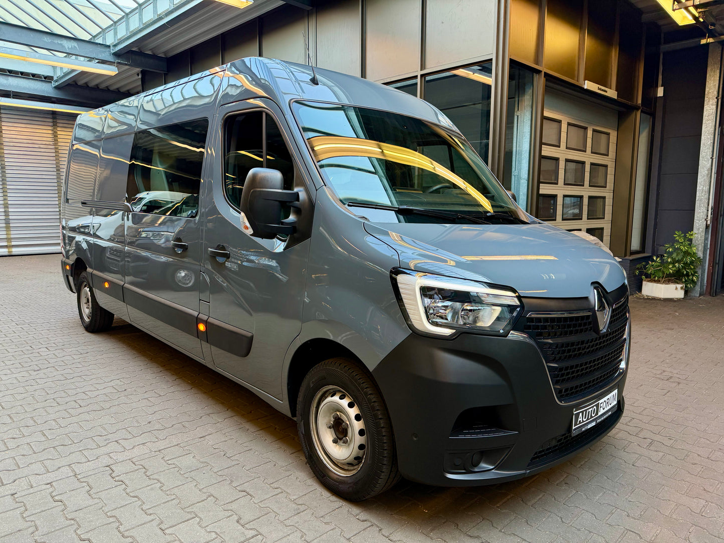 Renault Master 2.3 D L3H2 3,5t DoKa MIXTO 7STZ CAM KLIMA