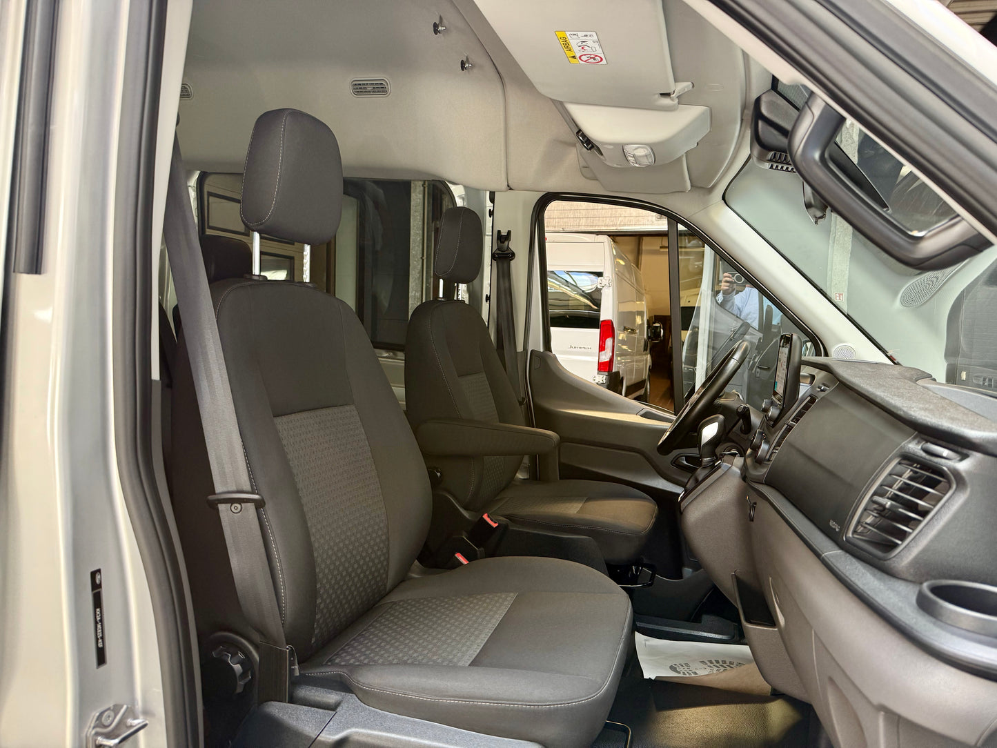 Ford Transit 2.0 D L3H2 AUTOMATIK 9STZ 3,5t AHK XENON
