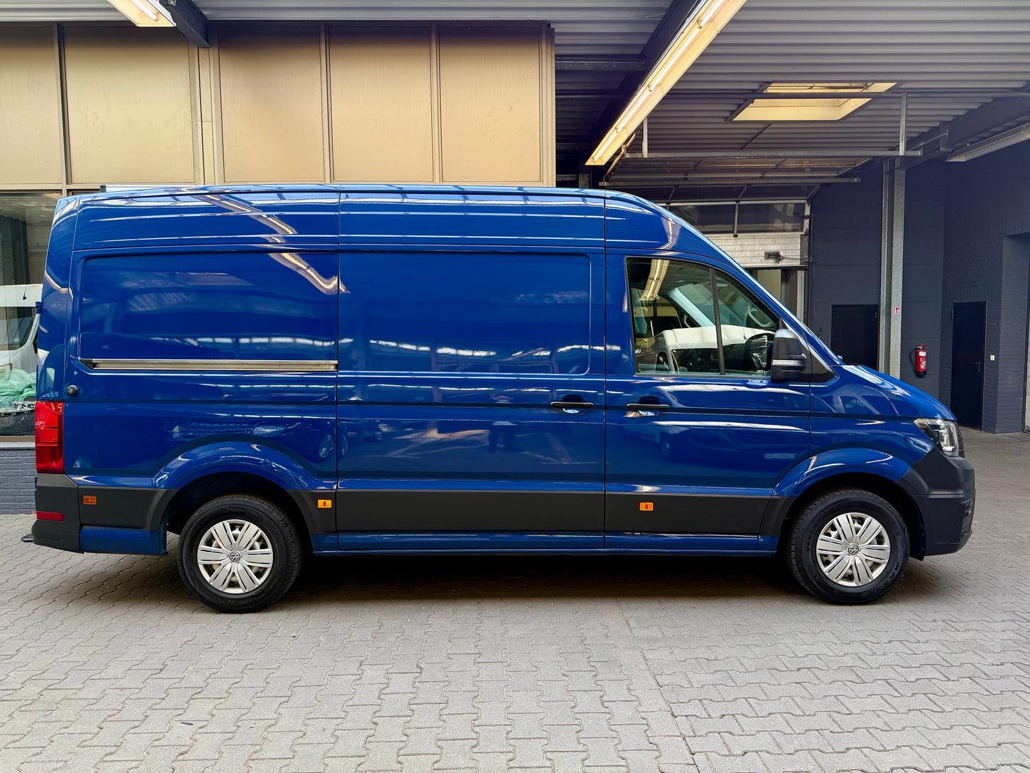 Volkswagen Crafter 2.0 TDI L3H3 3,5t AHK NAVI CAM KLIMA PDC