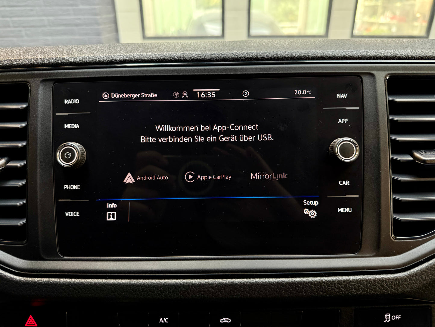 Volkswagen Crafter 2.0 TDI L3H3 3,5t AHK NAVI CAM KLIMA PDC