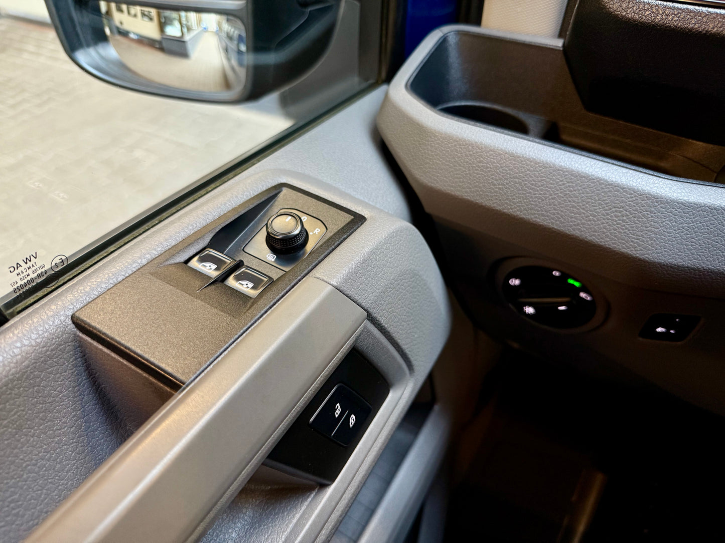 Volkswagen Crafter 2.0 TDI L3H3 3,5t AHK NAVI CAM KLIMA PDC