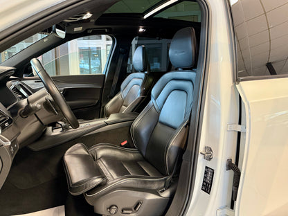 Volvo XC90 T5 AWD R-DESIGN 7STZ NAPPA B&W STNDHZG LUFT