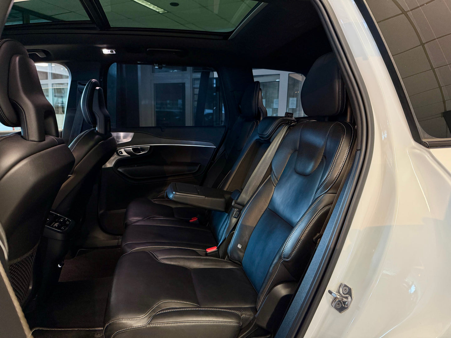 Volvo XC90 T5 AWD R-DESIGN 7STZ NAPPA B&W STNDHZG LUFT