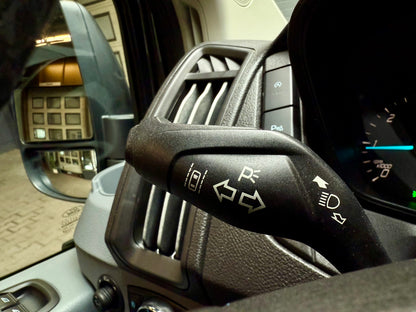 Ford Transit 2.0 D L2H3 BUS 9-SITZE AHK KLIMA CAM PDC