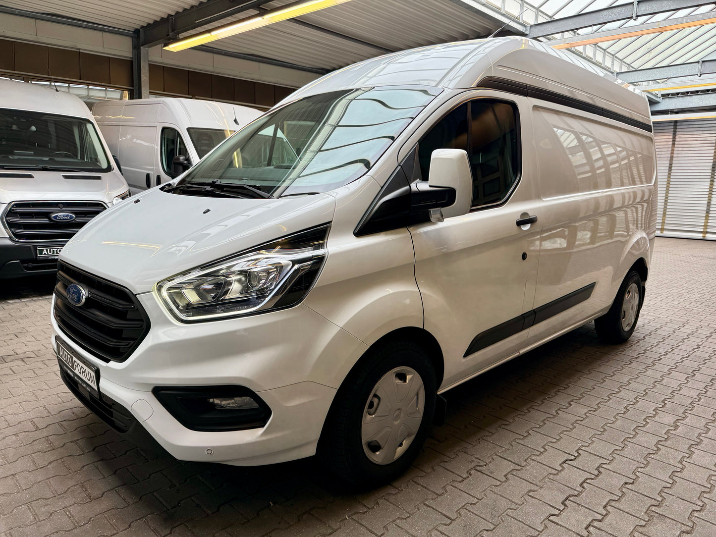 Ford Transit Custom 2.0 D L2H2 3,4t AHK KLIMA PDC