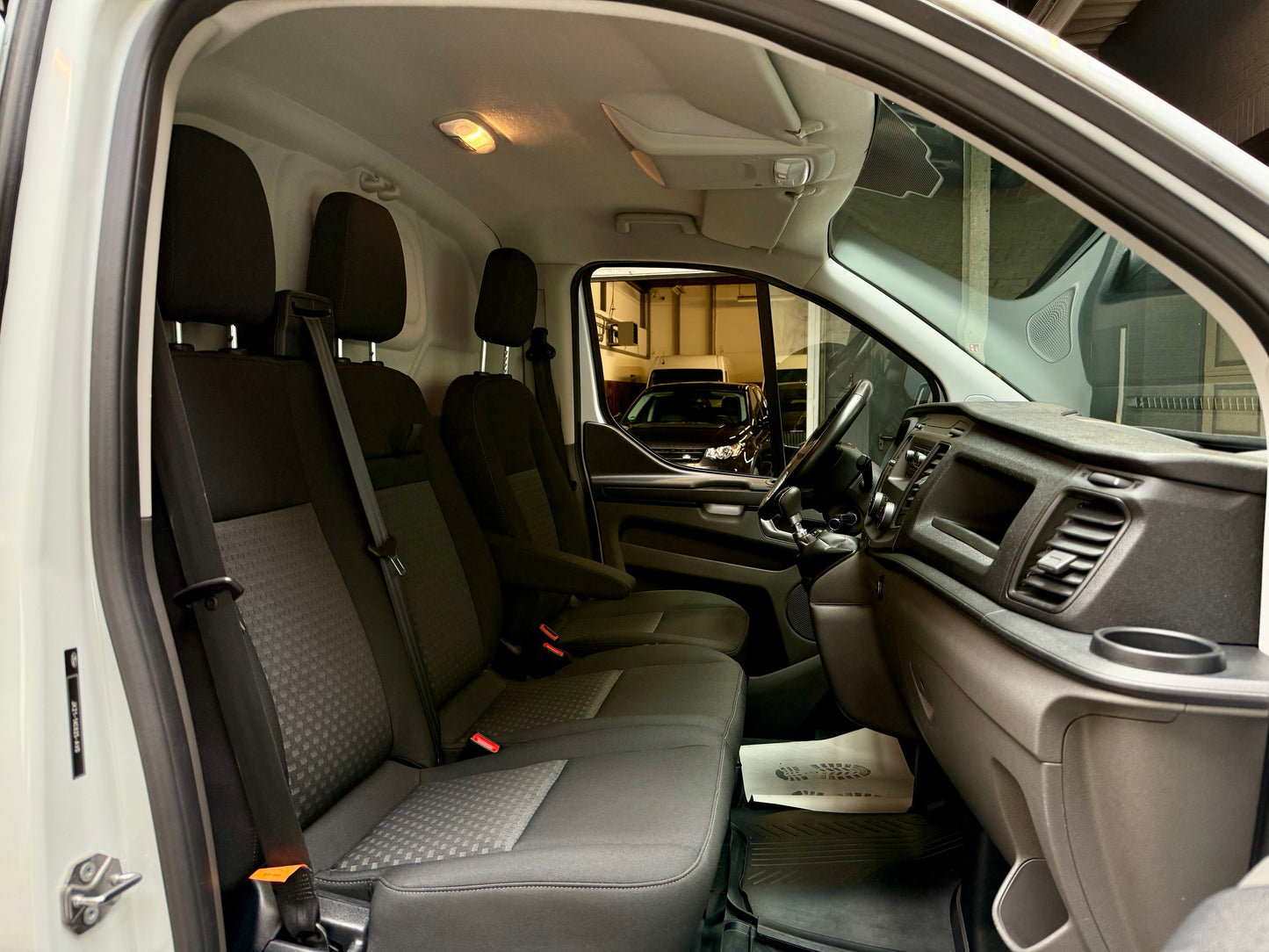 Ford Transit Custom 2.0 D L2H2 3,4t AHK KLIMA PDC