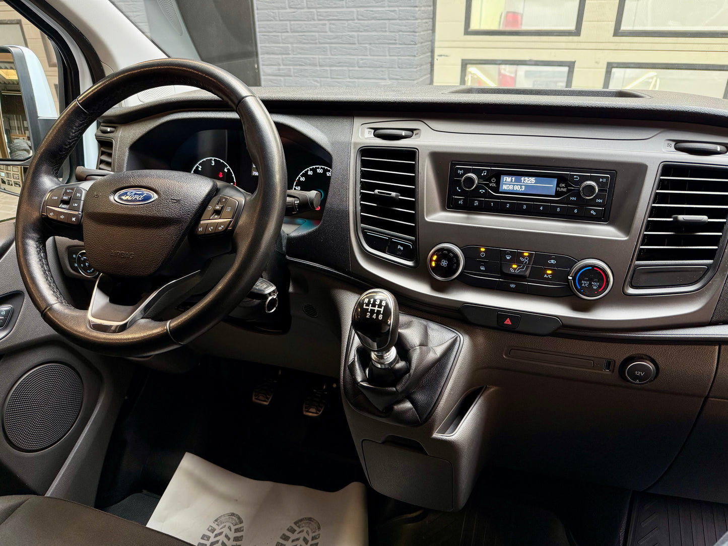 Ford Transit Custom 2.0 D L2H2 3,4t AHK KLIMA PDC