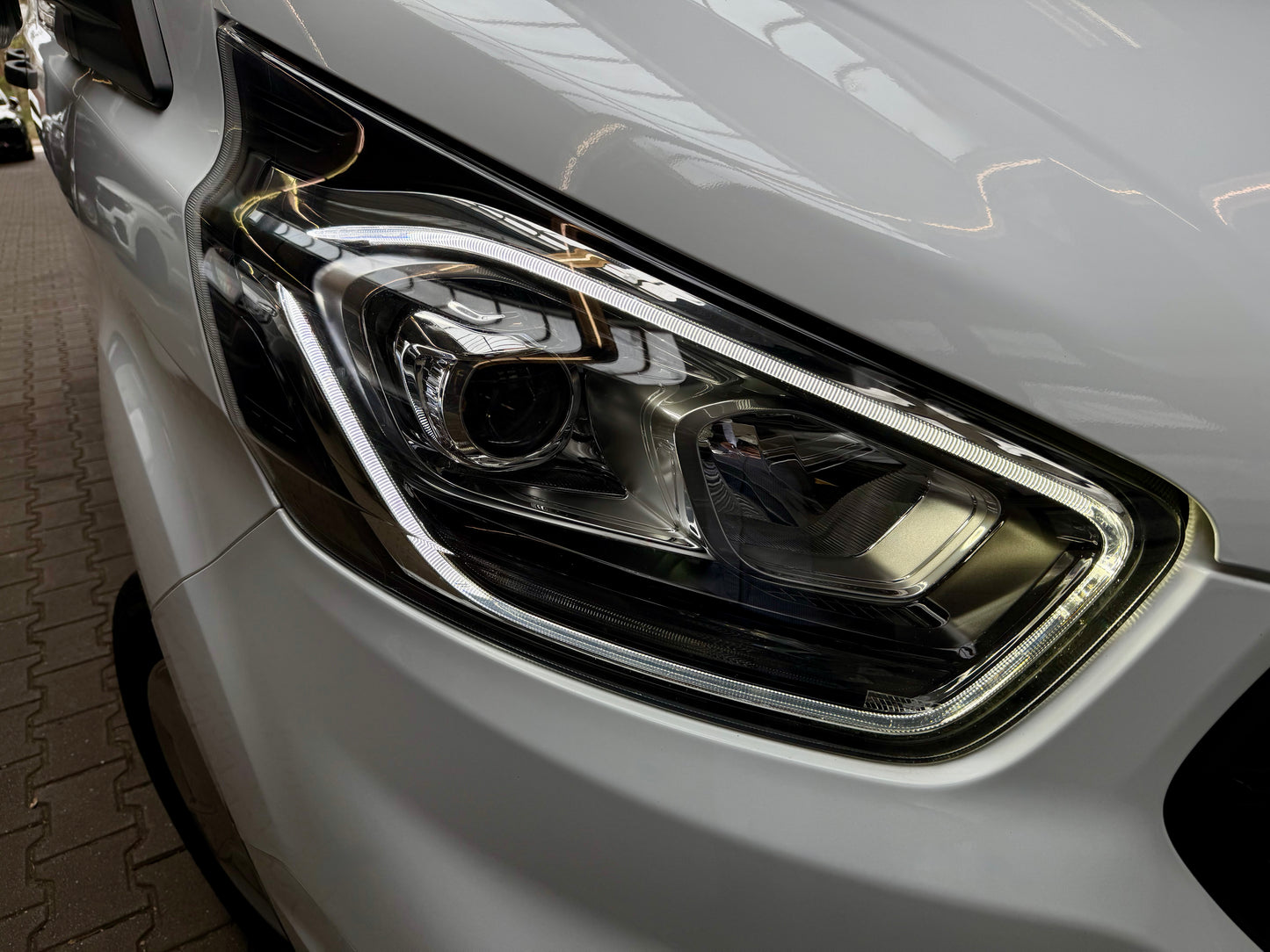 Ford Transit Custom 2.0 D L2H2 3,4t AHK KLIMA PDC