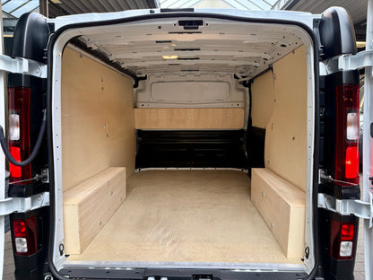 Renault Trafic 2.0 dCi L1H1 LED NAVI AHK PDC LED 3STZ