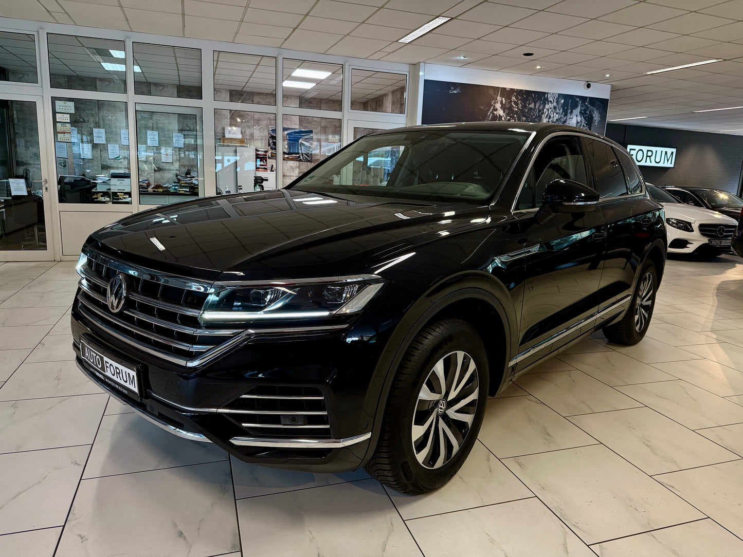 Volkswagen Touareg 3.0 TDI 4M ELEGANCE LEDER LED CAM SHZ