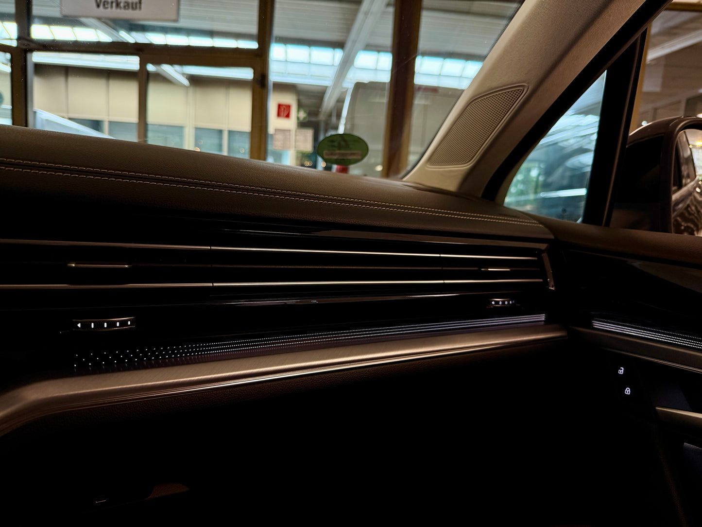 Volkswagen Touareg 3.0 TDI 4M ELEGANCE LEDER LED CAM SHZ