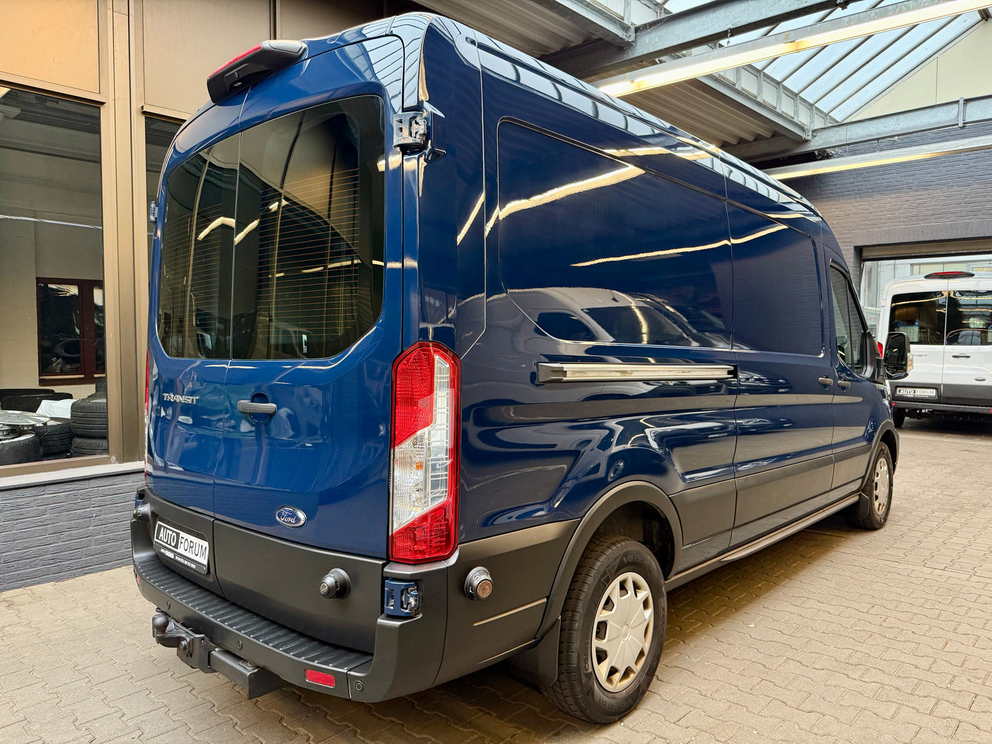 Ford Transit 2.0 D L3H2 3,5t AUTOMATIK AHK KLIMA CAM