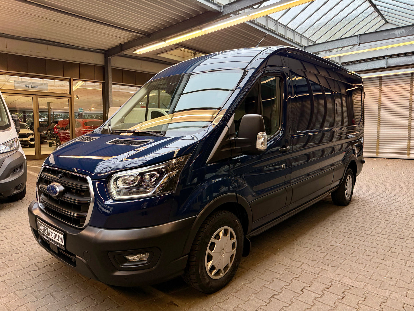 Ford Transit 2.0 D L3H2 3,5t AUTOMATIK AHK KLIMA CAM