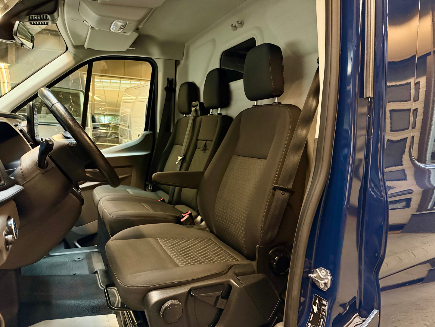 Ford Transit 2.0 D L3H2 3,5t AUTOMATIK AHK KLIMA CAM