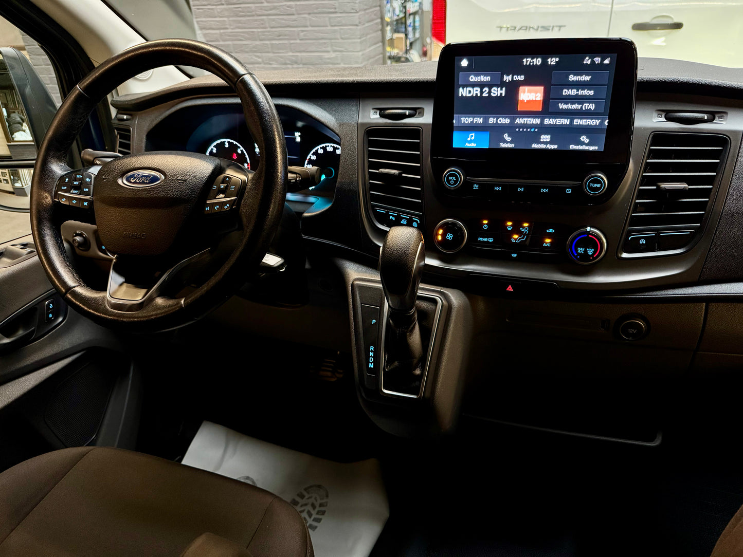 Ford Transit 2.0 D L3H2 3,5t AUTOMATIK AHK KLIMA CAM