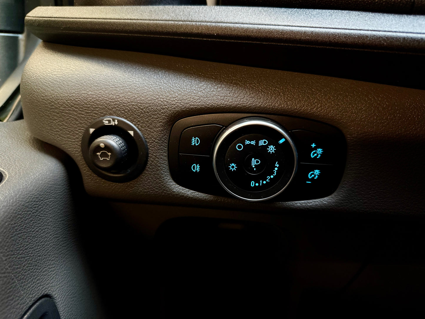 Ford Transit 2.0 D L3H2 3,5t AUTOMATIK AHK KLIMA CAM