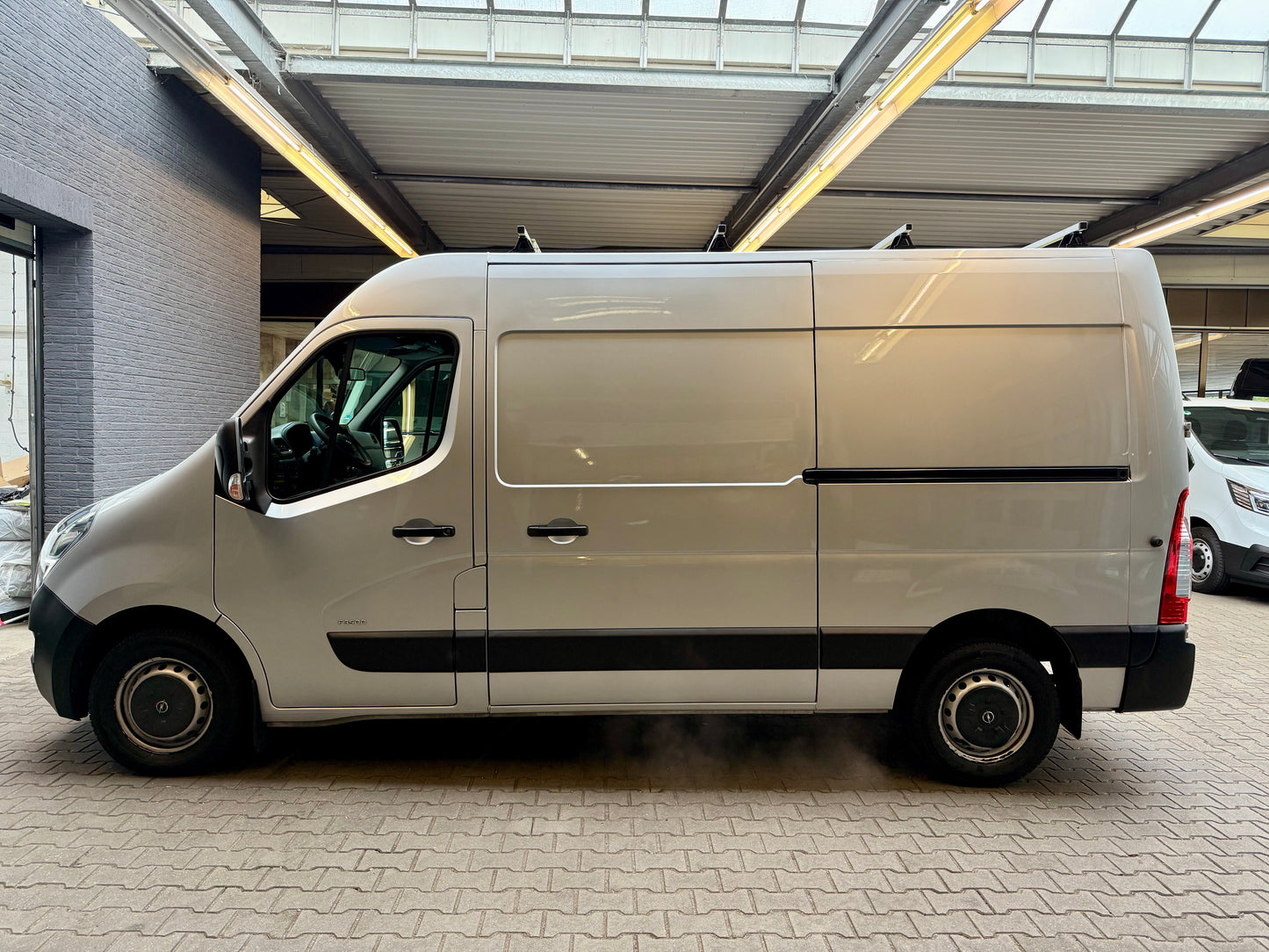 Opel Movano 2.3 D L2H2 3,5t AUTOMATIK KLIMA AHK CAM