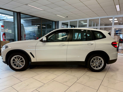 BMW X3 20d xDrive AUT AHK LEDER NAVI CAM SHZ PDC LED