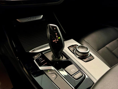 BMW X3 20d xDrive AUT AHK LEDER NAVI CAM SHZ PDC LED