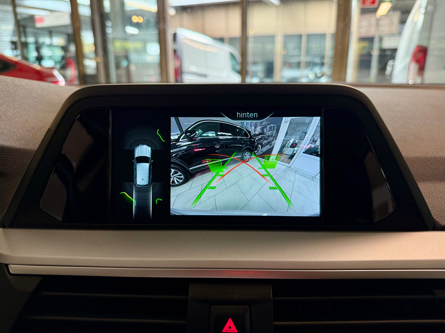 BMW X3 20d xDrive AUT AHK LEDER NAVI CAM SHZ PDC LED