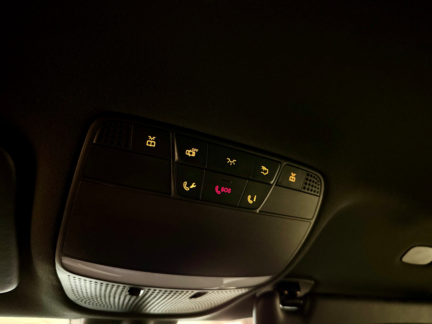 Mercedes-Benz GLC 250 4M COUPE AMG-LINE LEDER NAVI CAM LED SHZ