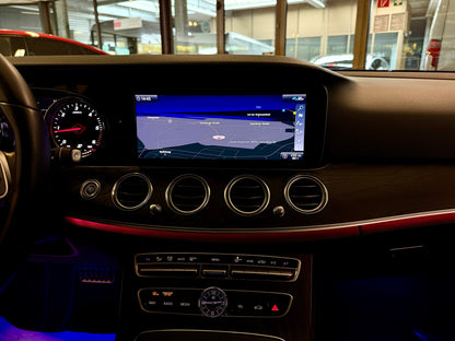 Mercedes-Benz E 220 d T AUT NAVI LEDER LED KAMERA SHZ PDC DAB