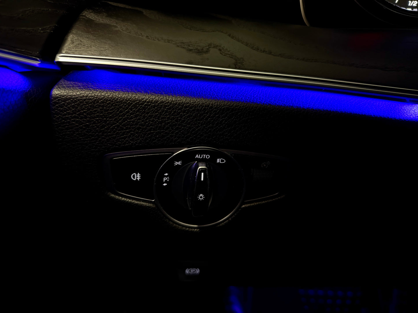 Mercedes-Benz E 220 d T AUT NAVI LEDER LED KAMERA SHZ PDC DAB