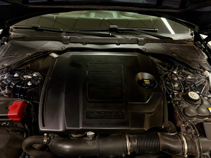 Jaguar XE 20t PRESTIGE LEDER NAVI CAM SHZ PDC LED