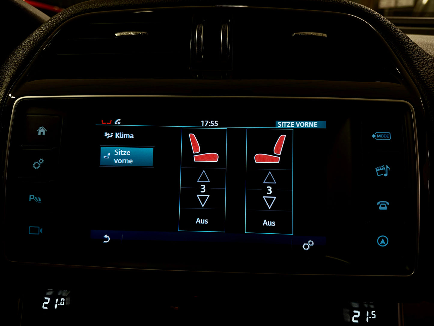 Jaguar XE 20t PRESTIGE LEDER NAVI CAM SHZ PDC LED