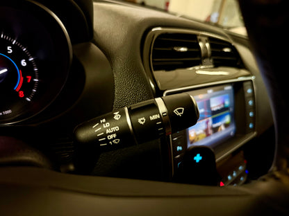 Jaguar XE 20t PRESTIGE LEDER NAVI CAM SHZ PDC LED