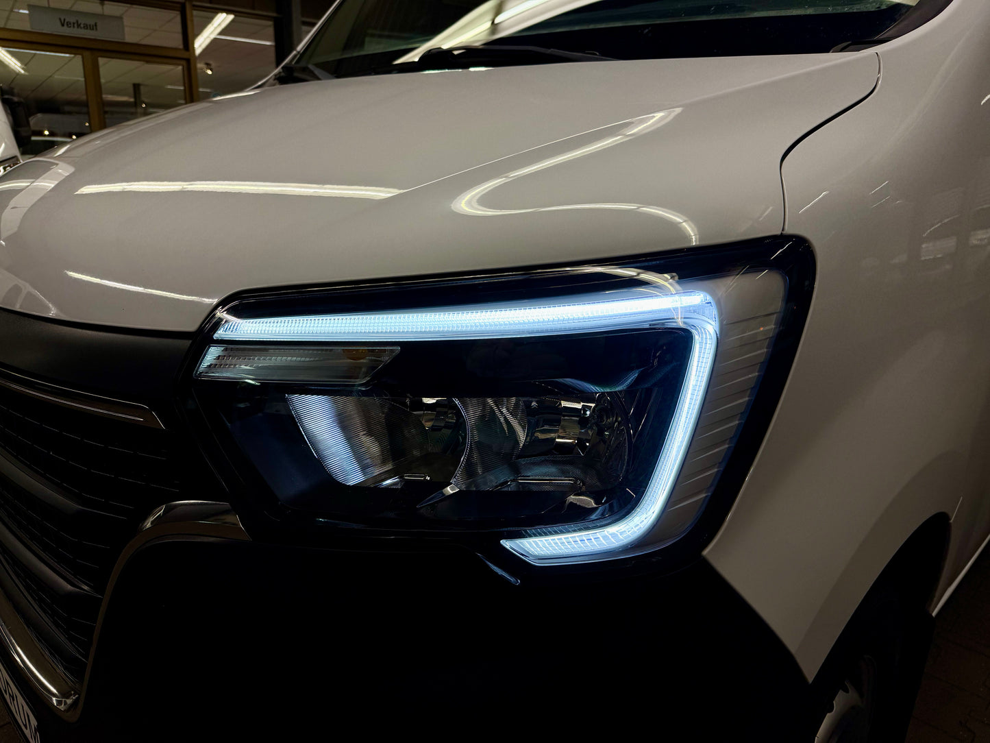 Renault Master 2.3 dCi L3H2 3,5t CAM KLIMA 3STZ TEMPOMAT