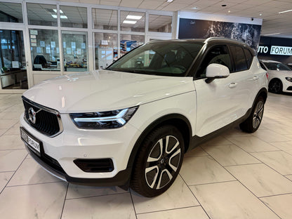 Volvo XC40 2.0 D3 R-DESIGN AUT LEDER AHK NAVI CAM SHZ
