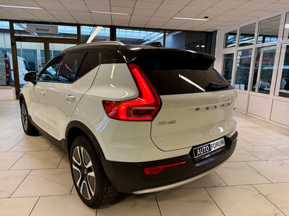 Volvo XC40 2.0 D3 R-DESIGN AUT LEDER AHK NAVI CAM SHZ