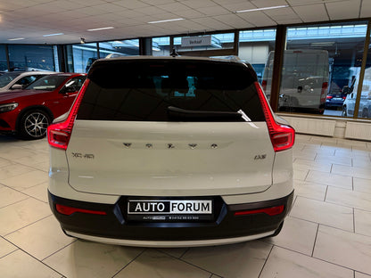 Volvo XC40 2.0 D3 R-DESIGN AUT LEDER AHK NAVI CAM SHZ