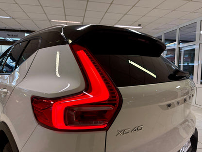 Volvo XC40 2.0 D3 R-DESIGN AUT LEDER AHK NAVI CAM SHZ