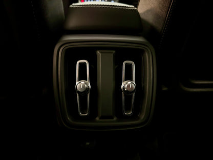 Volvo XC40 2.0 D3 R-DESIGN AUT LEDER AHK NAVI CAM SHZ