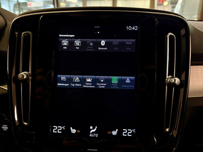 Volvo XC40 2.0 D3 R-DESIGN AUT LEDER AHK NAVI CAM SHZ