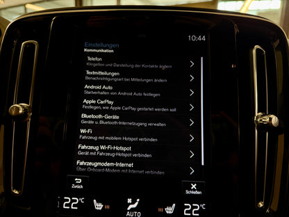 Volvo XC40 2.0 D3 R-DESIGN AUT LEDER AHK NAVI CAM SHZ