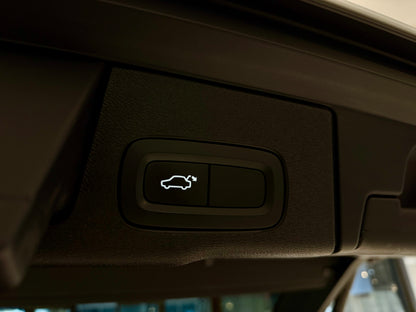 Volvo XC60 2.0 D4 INSCRIPTION LEDER LED H/K KAMERA SHZ