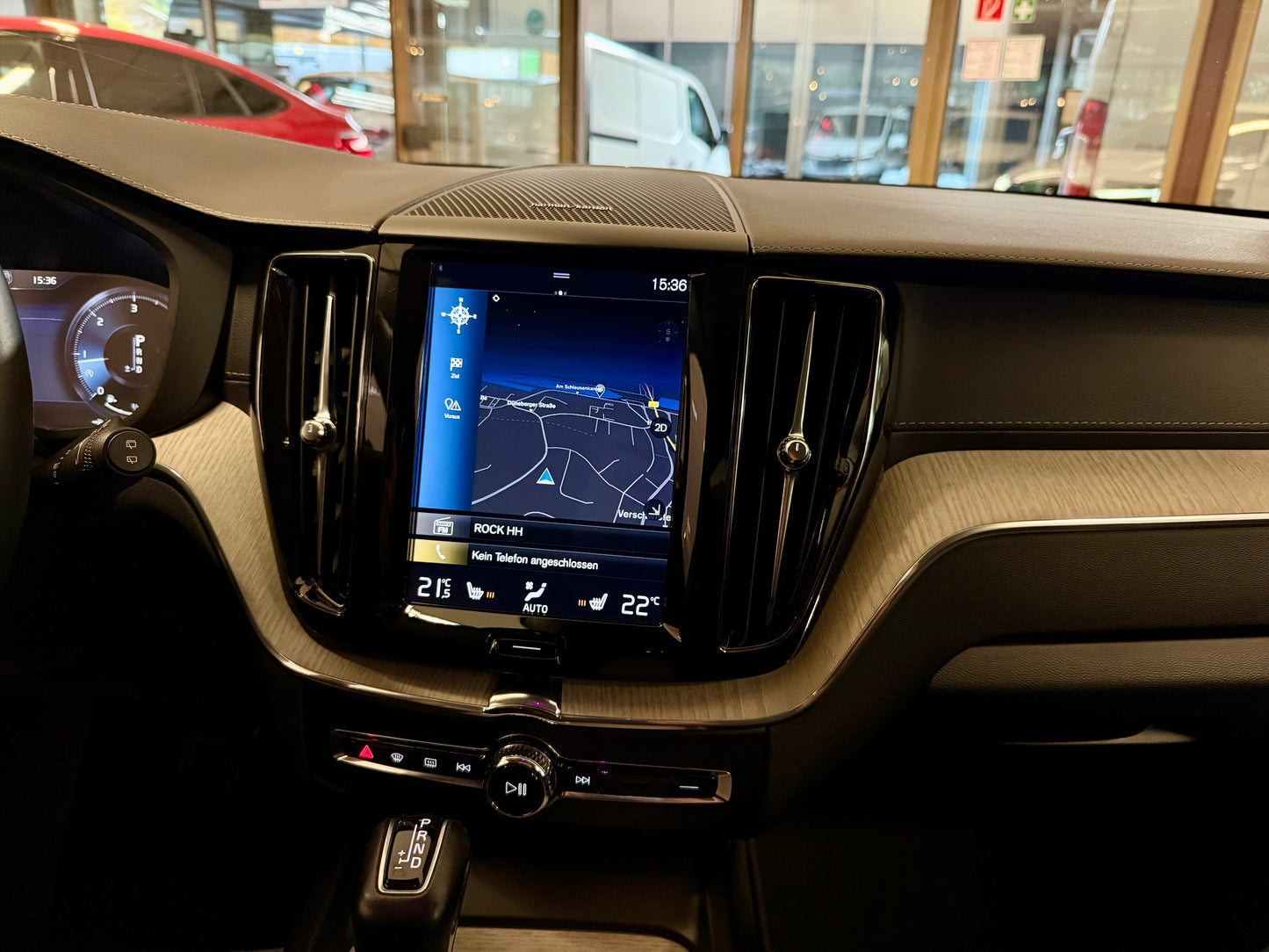 Volvo XC60 2.0 D4 INSCRIPTION LEDER LED H/K KAMERA SHZ